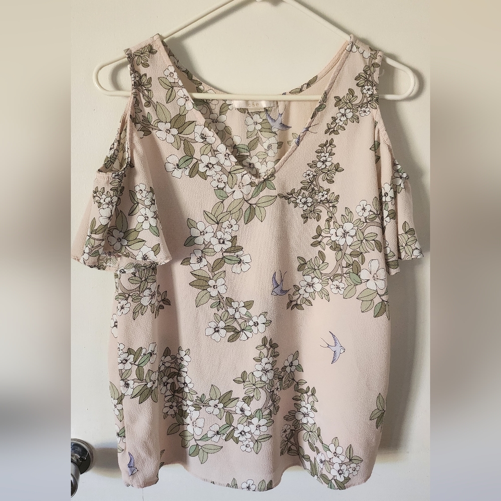 cold shoulder floral top